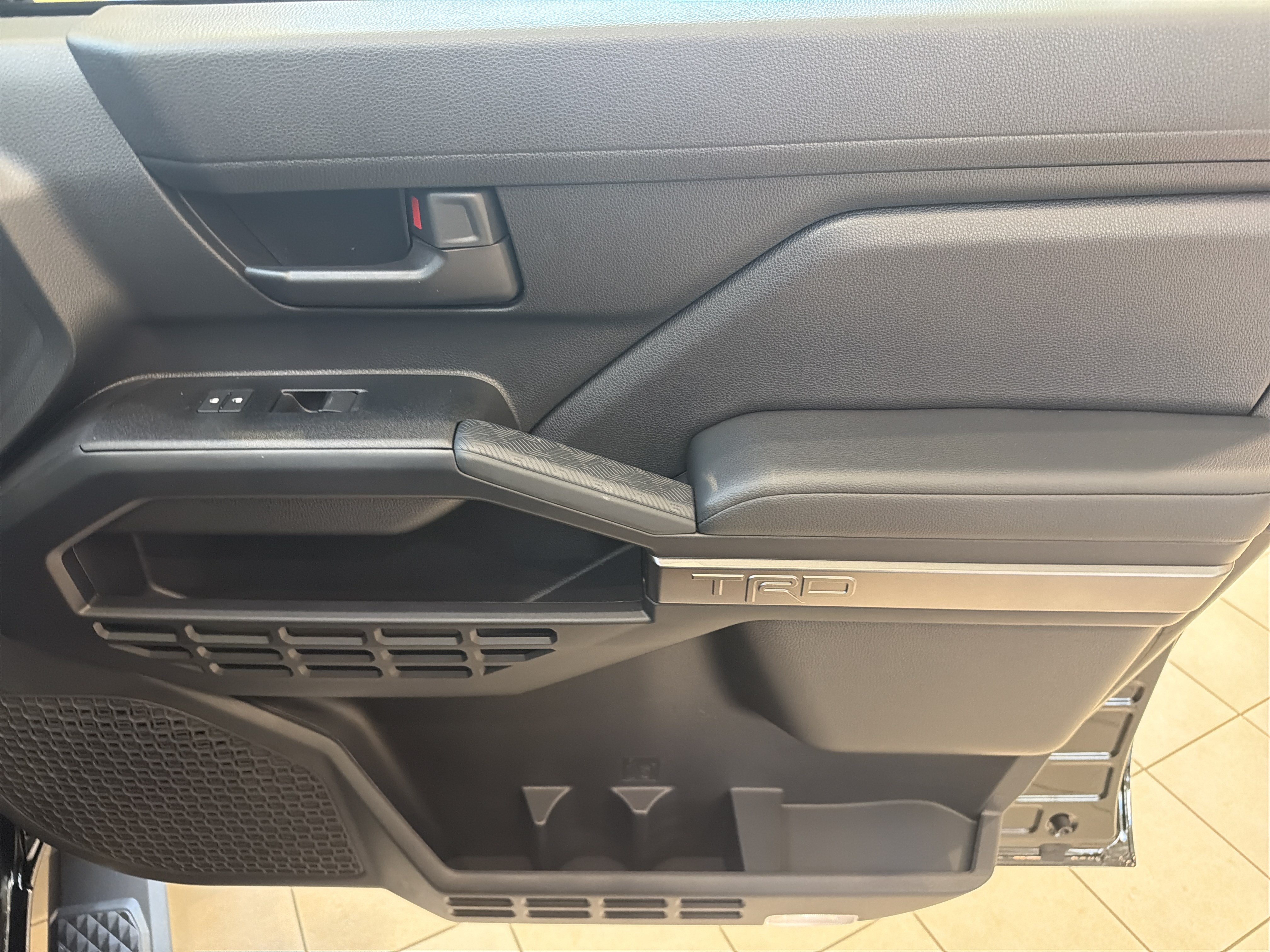 New 2026 Toyota 4Runner TRD Sport AWD/4WD image 12