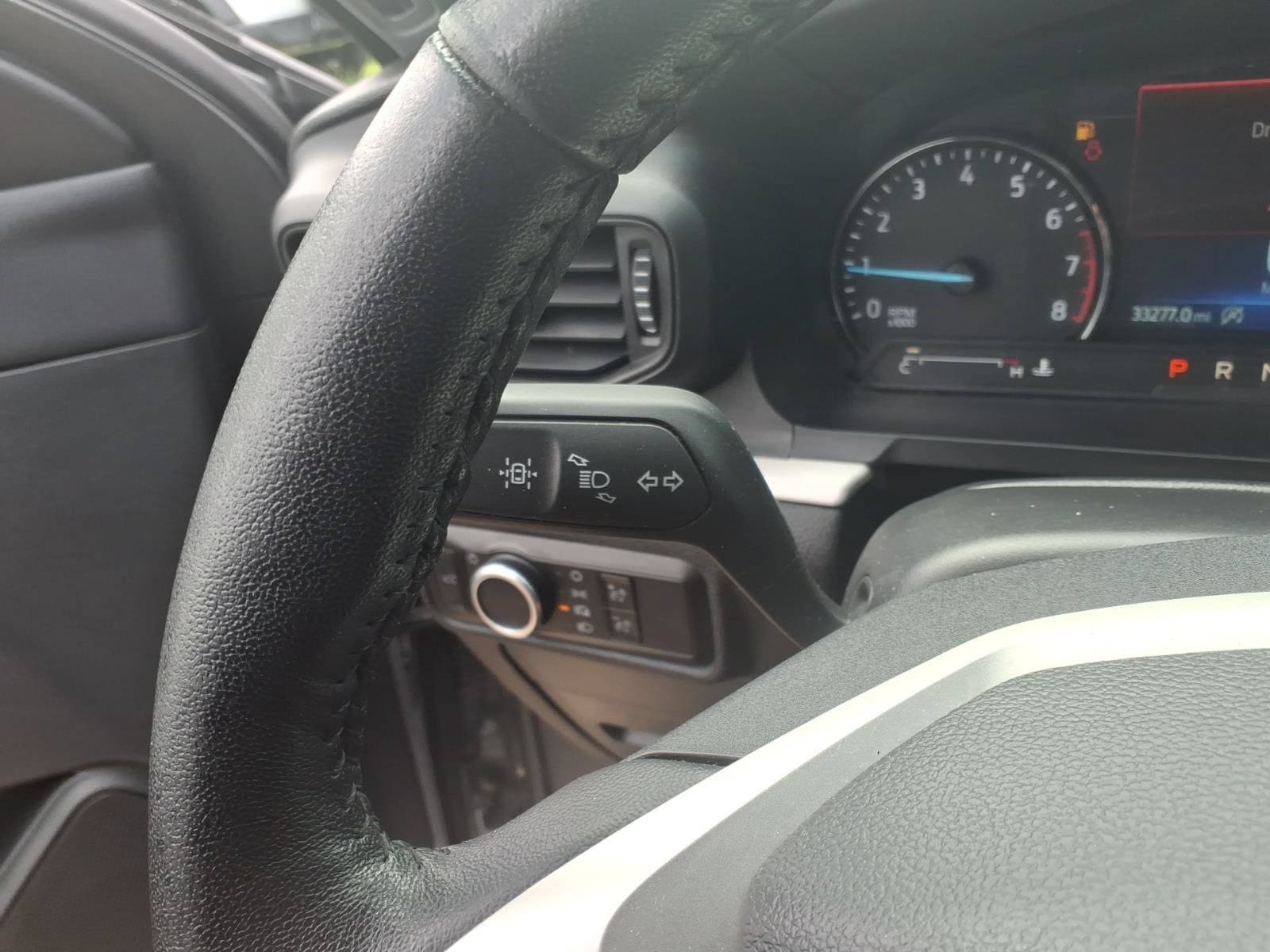 Used 2024 Ford Explorer XLT RWD image 27