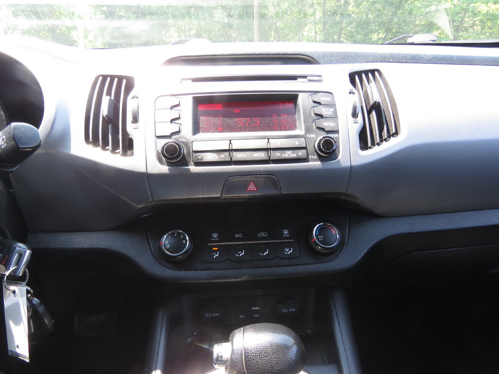 Used 2016 Kia Sportage LX AWD/4WD image 24