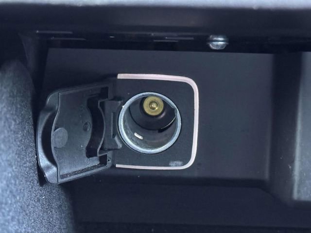 Used 2024 Jeep Wagoneer Series II image 6