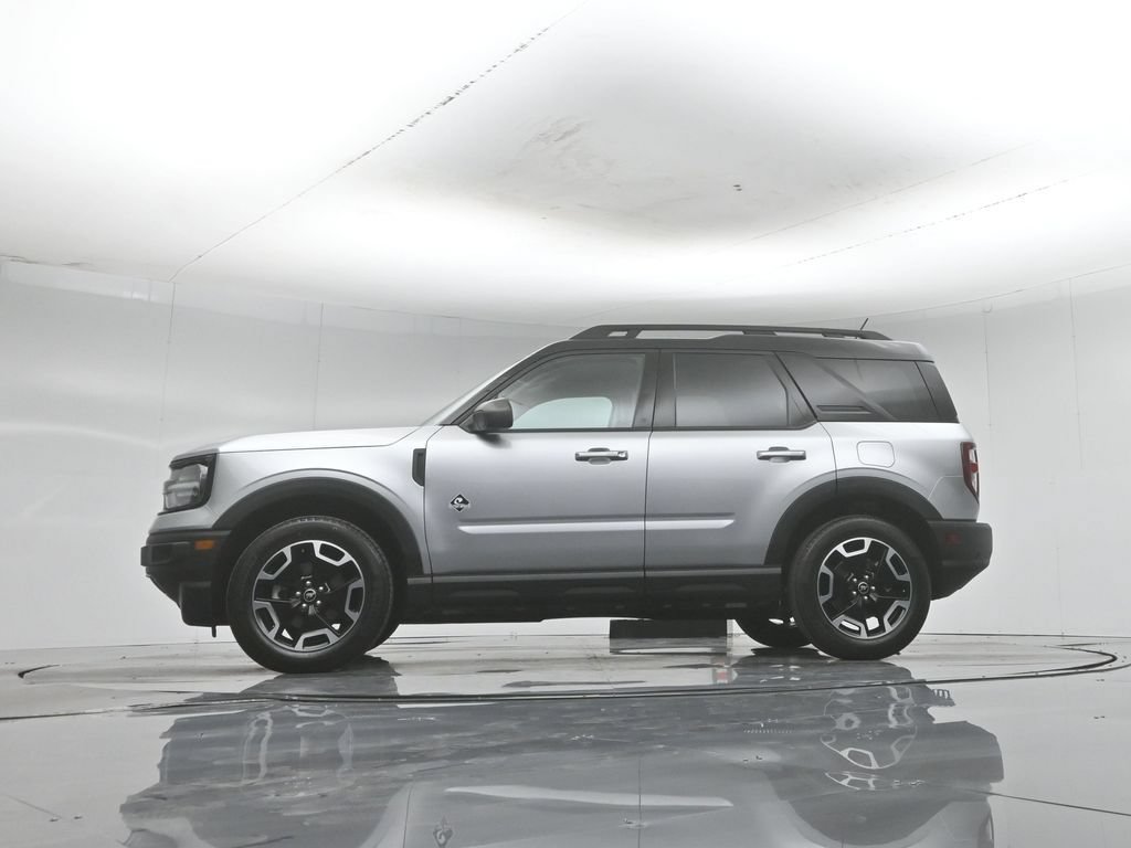 Certified 2023 Ford Bronco Sport Outer Banks w/ Tech Package AWD/4WD image 8