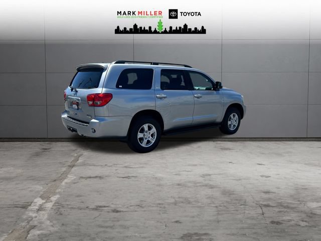 Used 2014 Toyota Sequoia SR5 AWD/4WD image 5