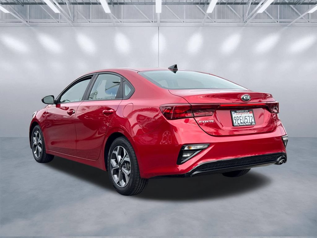 Used 2019 Kia Forte LXS FWD image 4