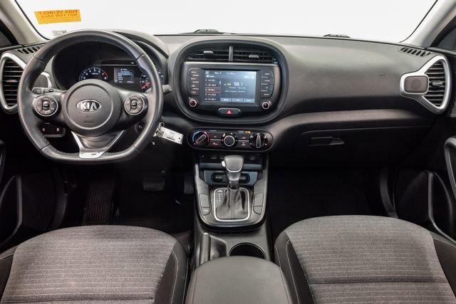 Used 2020 Kia Soul GT-Line FWD image 23