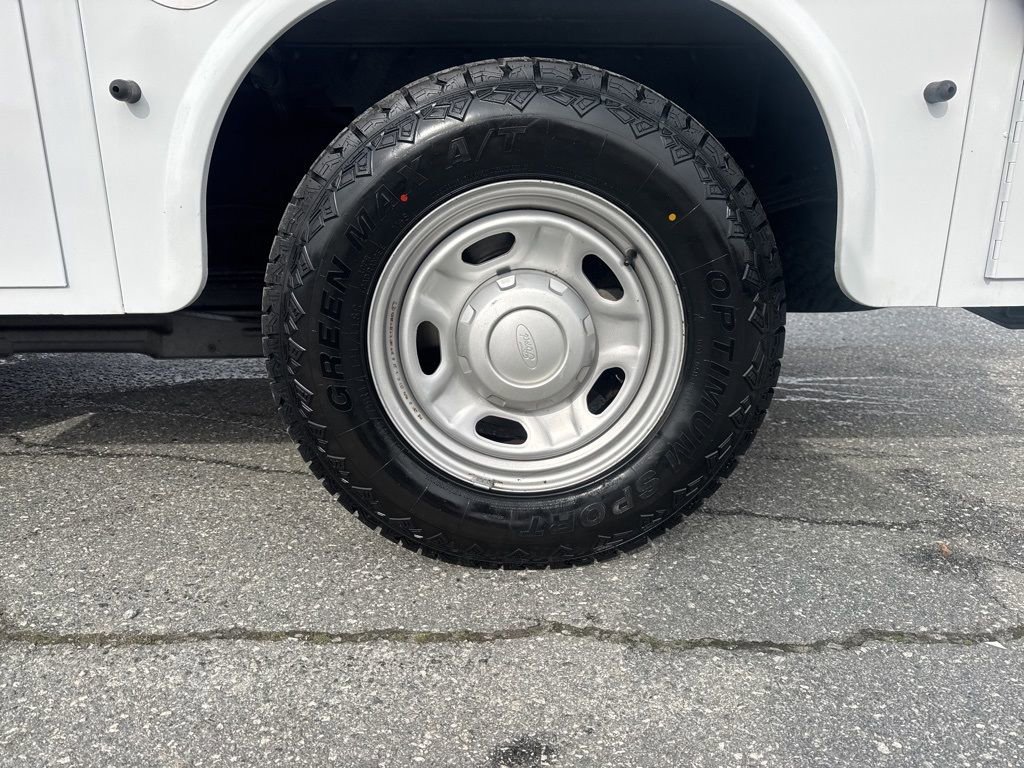 Used 2016 Ford F250 XL w/ Power Equipment Group image 22