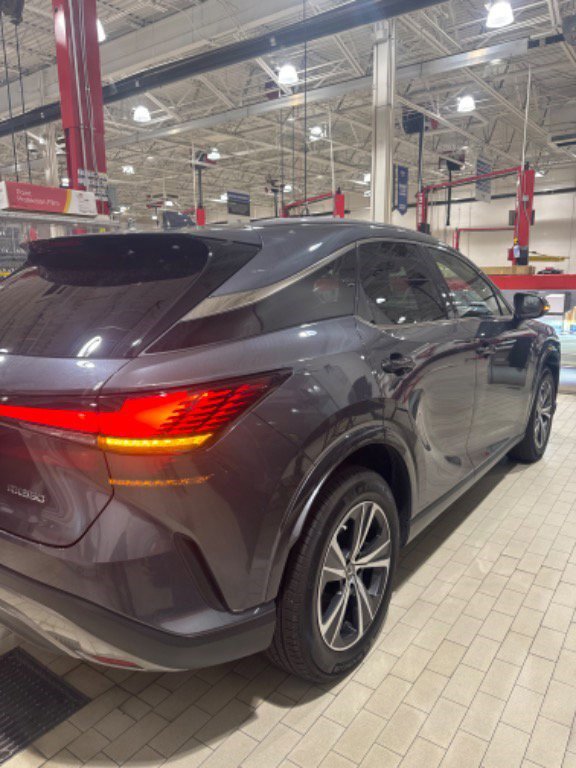Used 2024 Lexus RX 350 Premium w/ Accessory Package (Z1) image 41