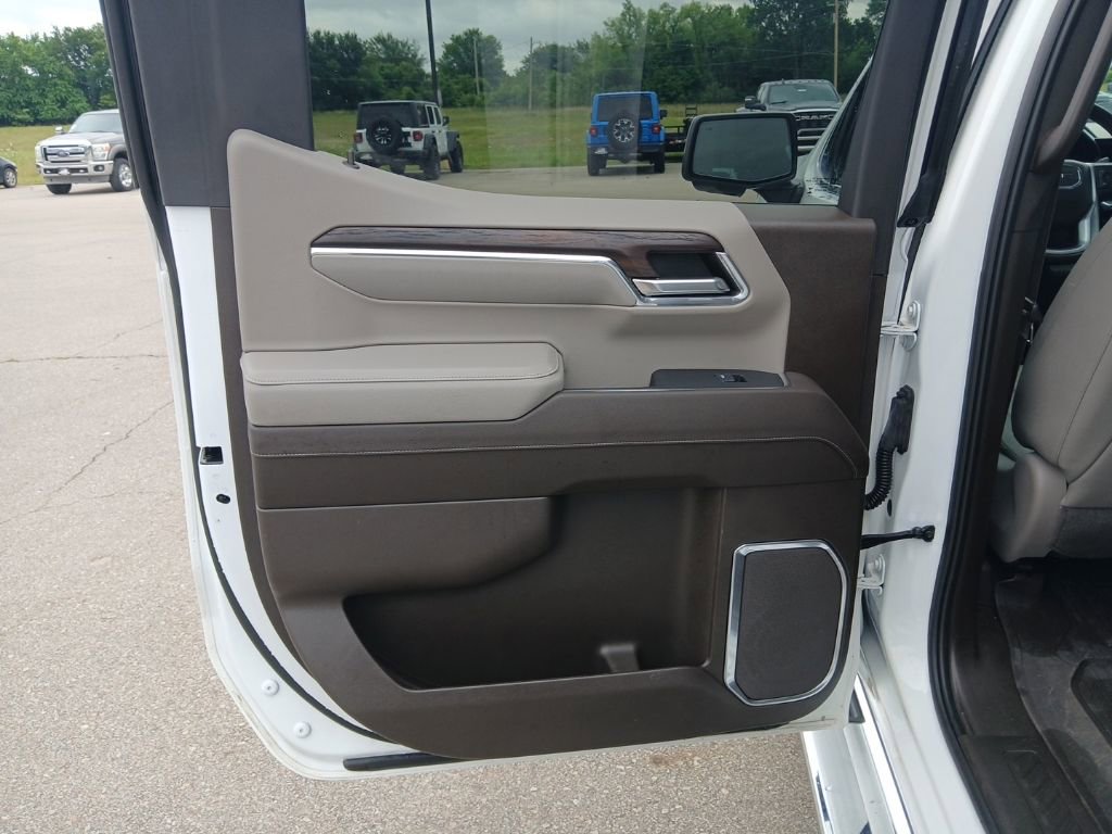 Used 2024 GMC Sierra 1500 SLT w/ SLT Premium Plus Package AWD/4WD image 38