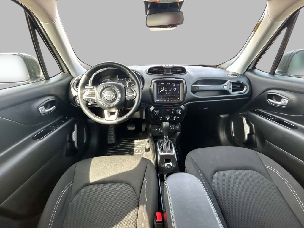 Certified 2023 Jeep Renegade Latitude w/ Premium Group image 16