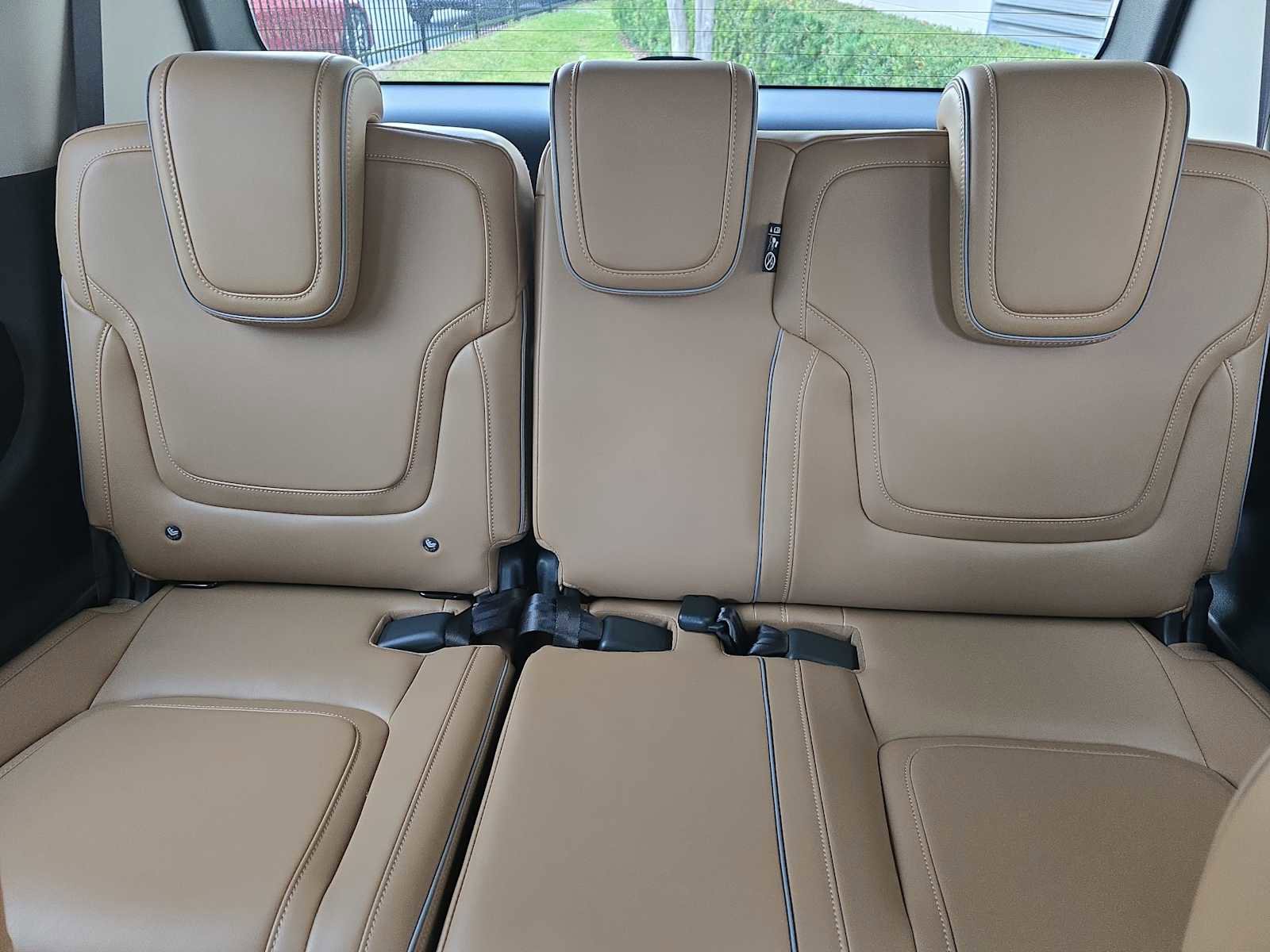 New 2026 INFINITI QX80 Luxe w/ Cargo Package image 10