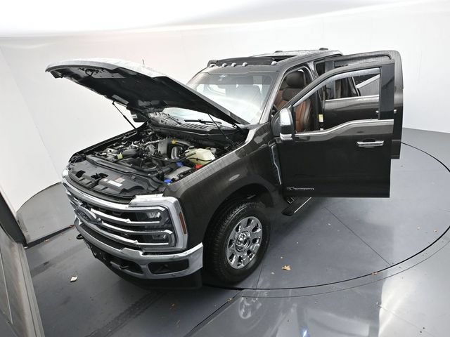 Certified 2025 Ford F350 King Ranch w/ Chrome Package AWD/4WD image 51