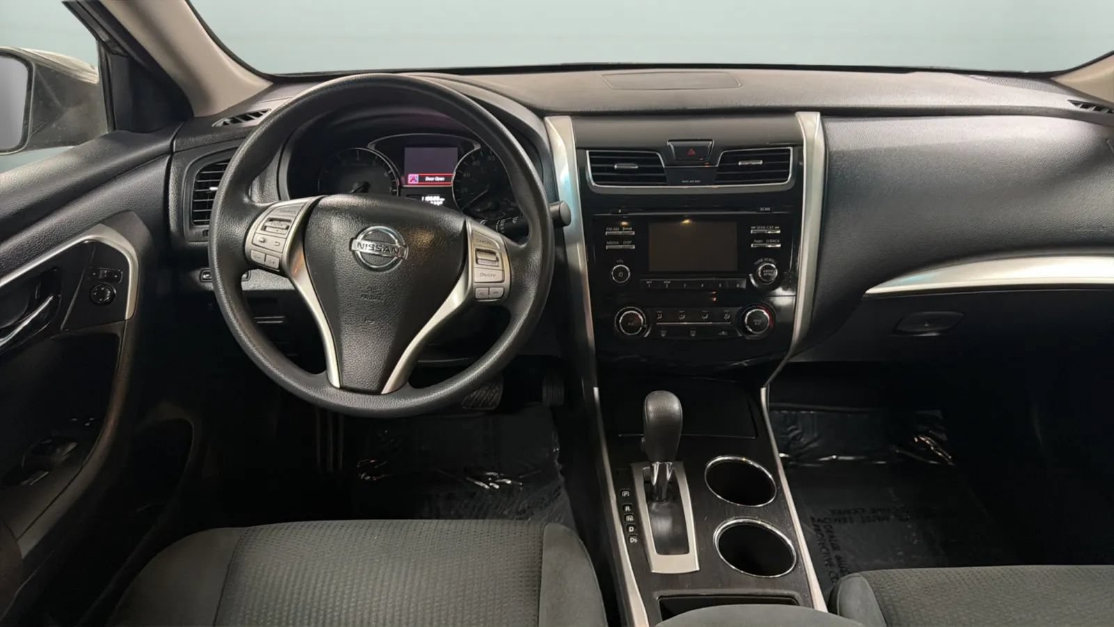 Used 2014 Nissan Altima 2.5 S w/ Display Audio Package FWD image 11