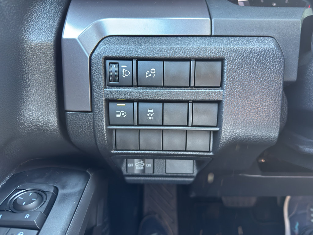 Used 2026 Toyota Tacoma TRD Off-Road AWD/4WD image 17
