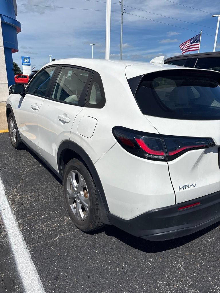 Used 2025 Honda HR-V LX image 5