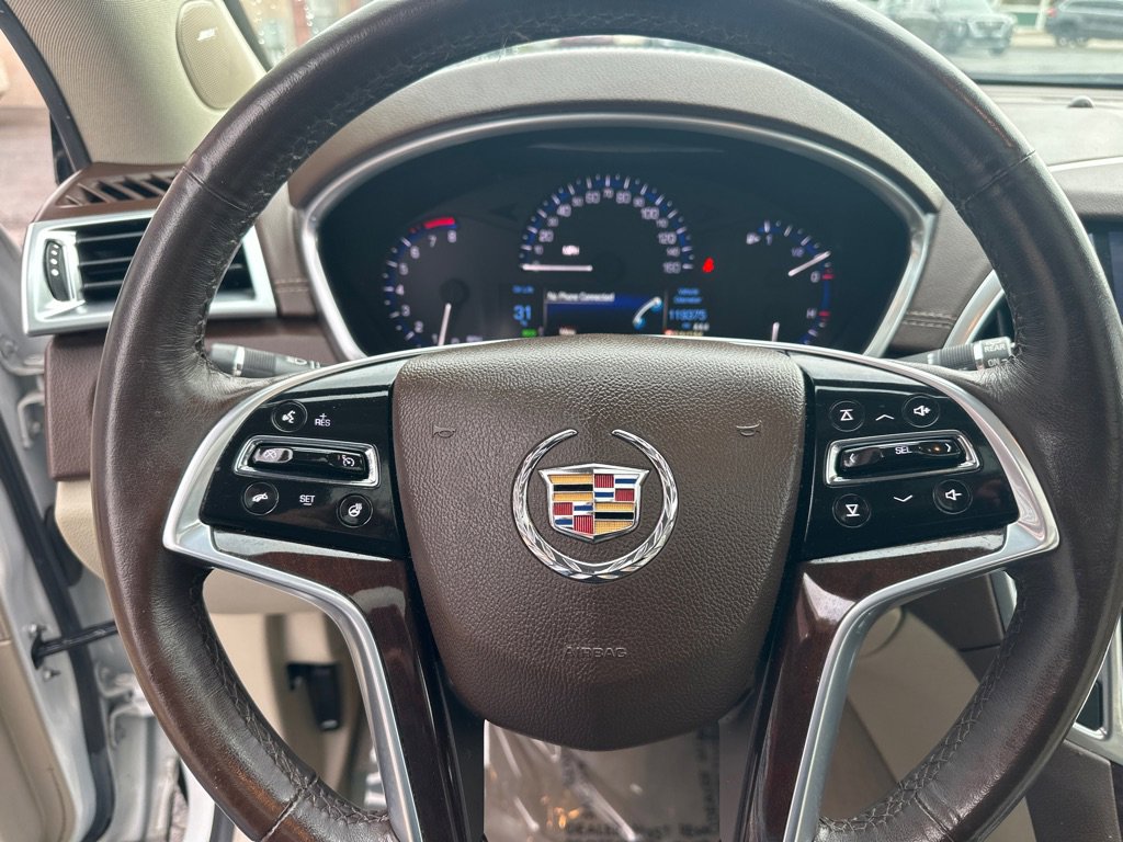 Used 2016 Cadillac SRX Luxury image 24