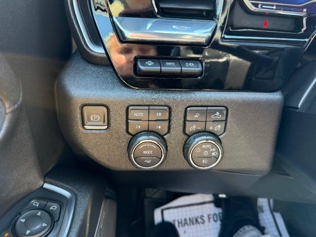 Used 2023 Chevrolet Silverado 1500 High Country w/ High Country Premium Package AWD/4WD image 30