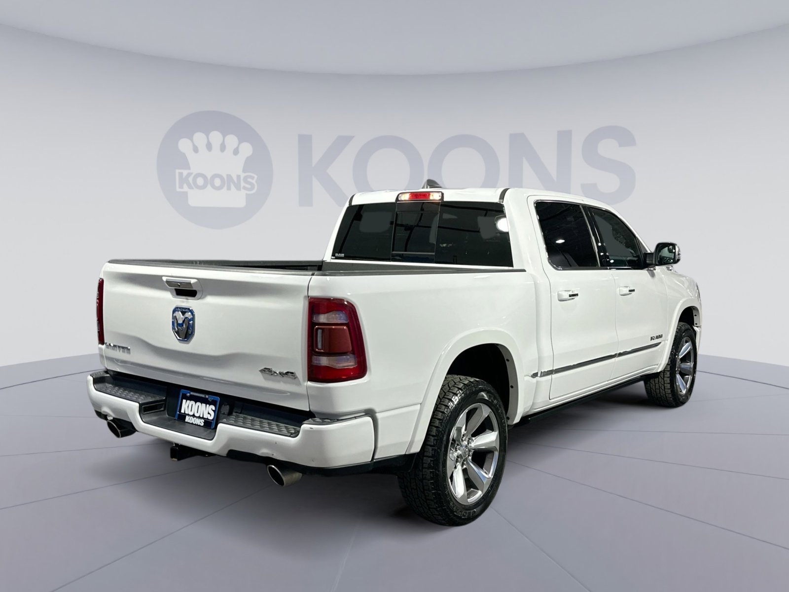 Used 2021 RAM 1500 Limited w/ Body Color Bumper Group image 7
