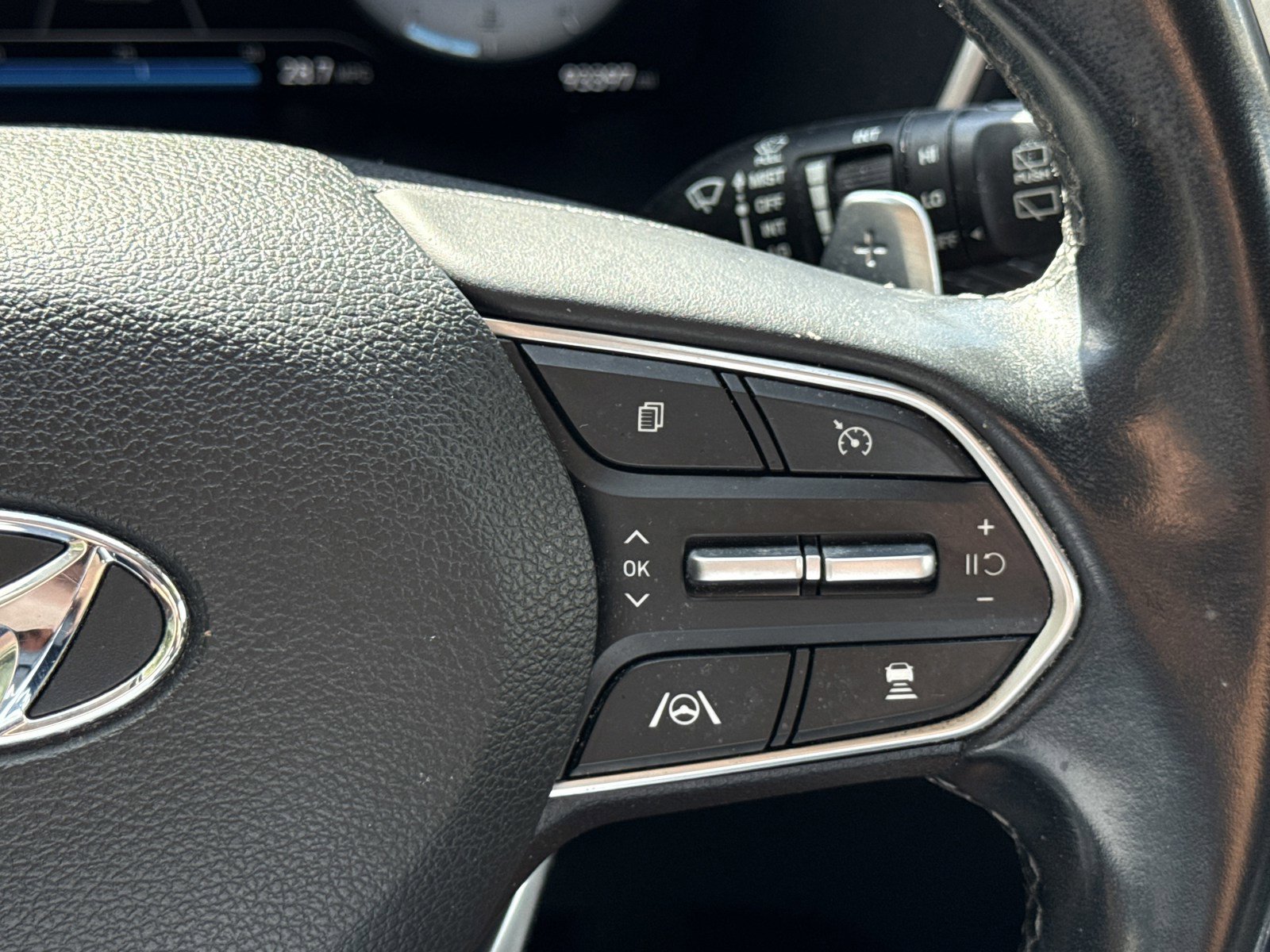 Used 2022 Hyundai Santa Fe SEL w/ Convenience + Premium Package image 22