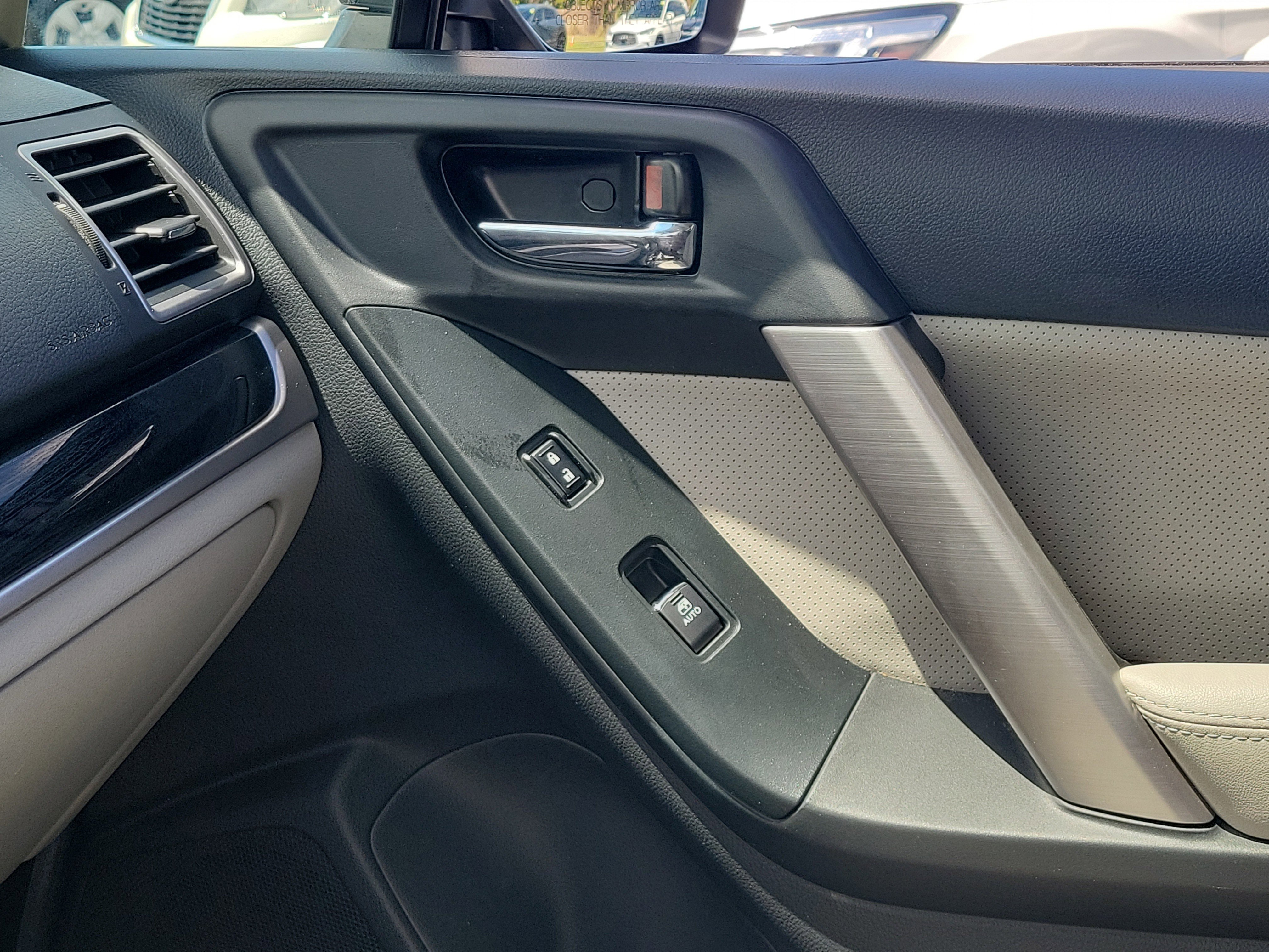 Used 2017 Subaru Forester 2.5i Limited image 29