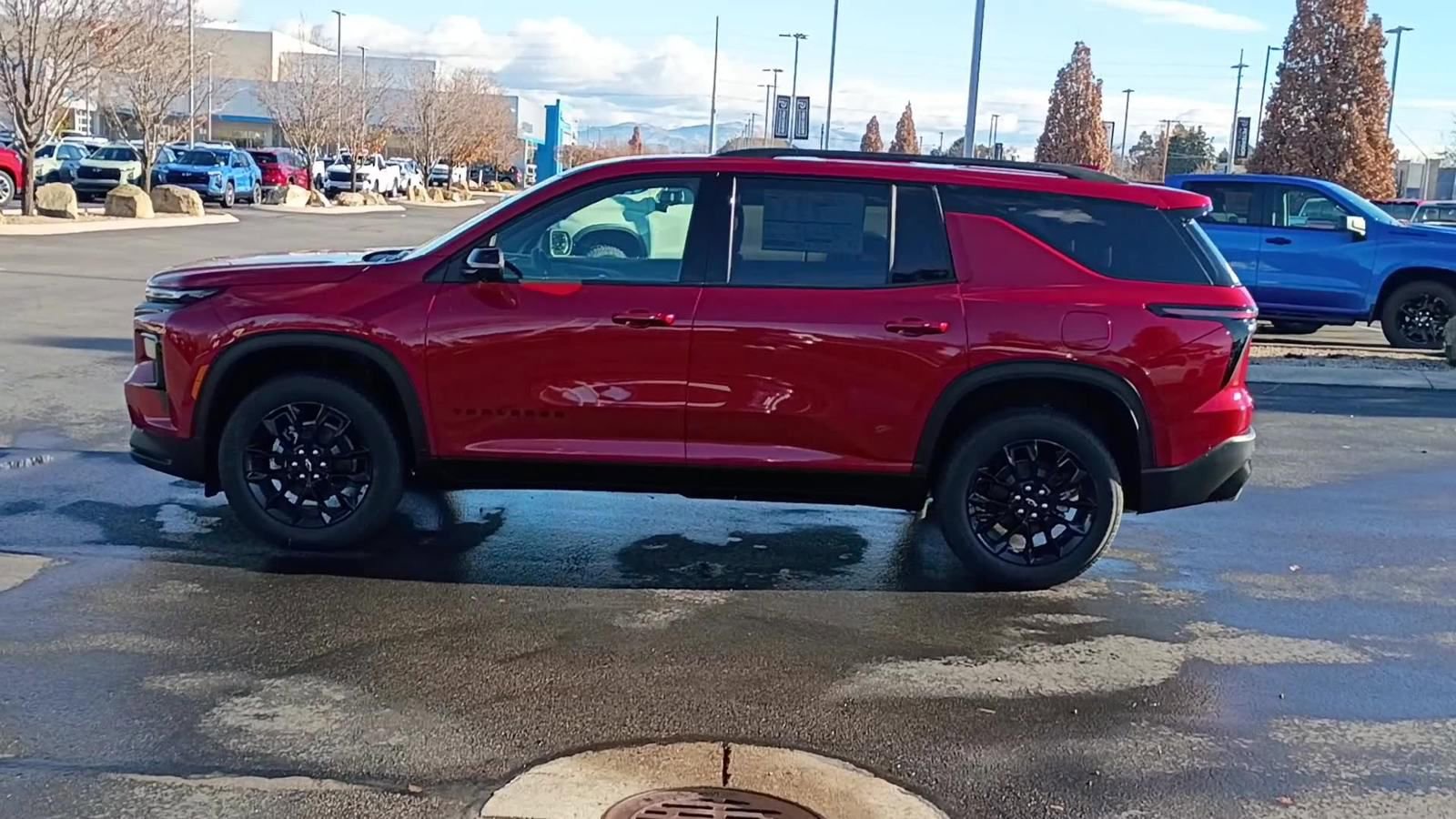 New 2026 Chevrolet Traverse LT w/ Midnight/Sport Edition image 5