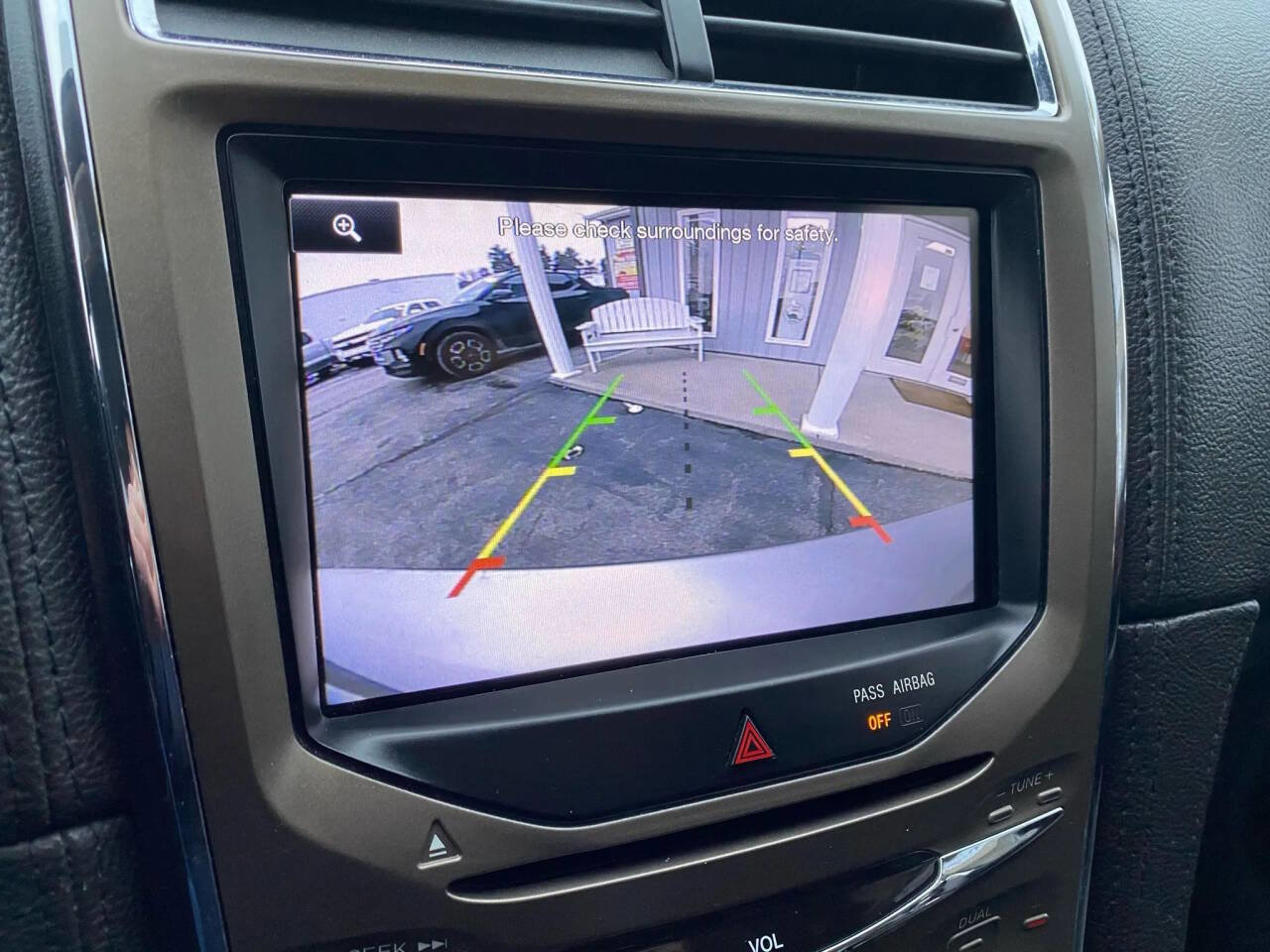 Used 2013 Lincoln MKX FWD image 18