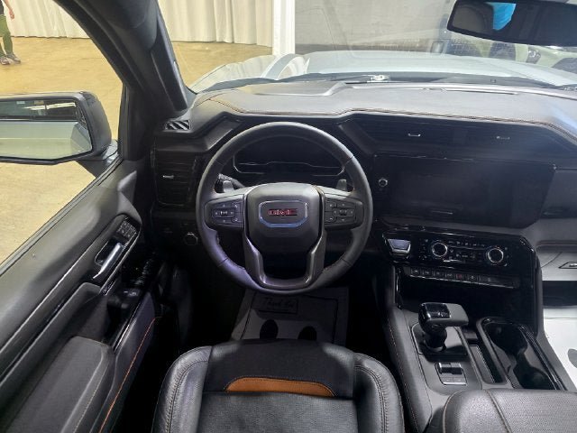Used 2025 GMC Sierra 1500 AT4 AWD/4WD image 13