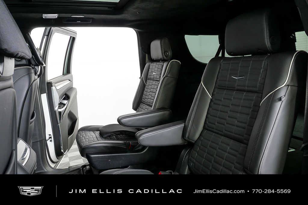 Certified 2025 Cadillac Escalade ESV Sport Platinum AWD/4WD image 24