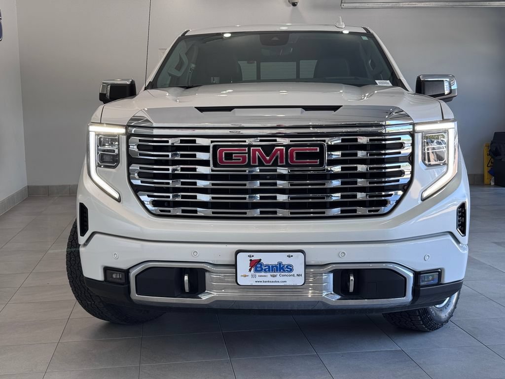 Certified 2023 GMC Sierra 1500 Denali w/ Technology Package AWD/4WD image 3