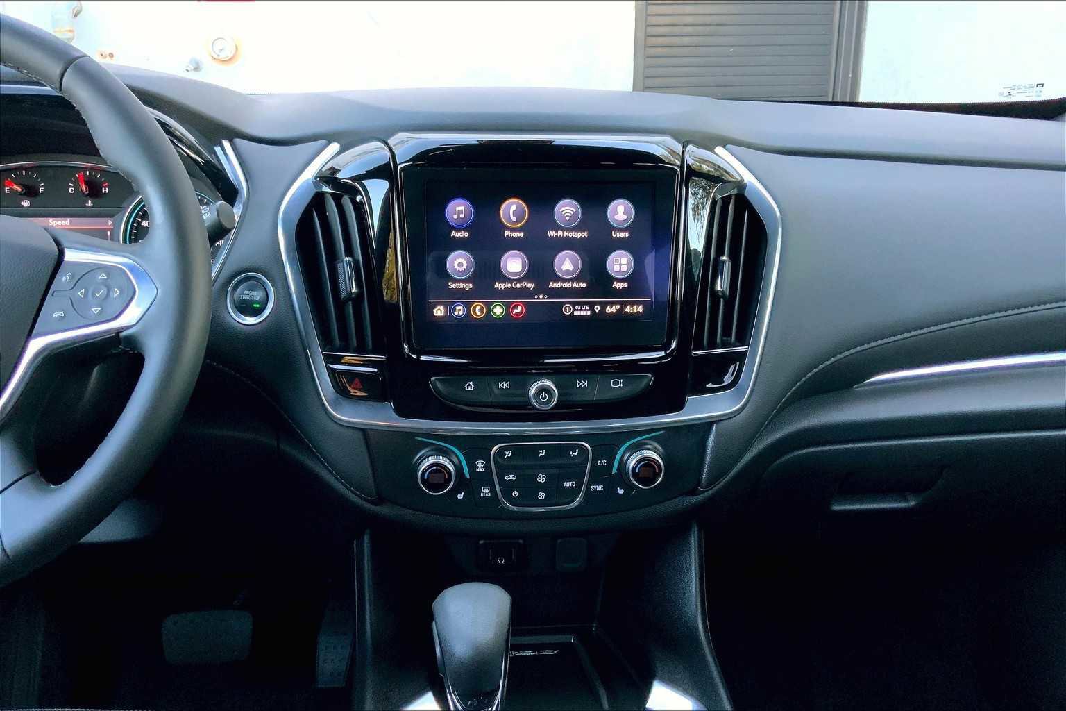 Used 2023 Chevrolet Traverse LT image 6