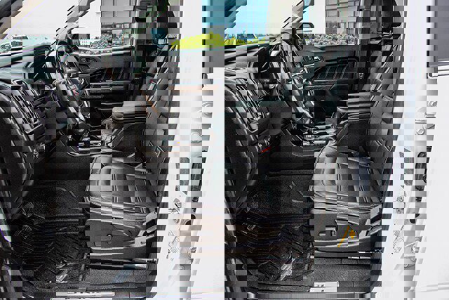 Used 2021 GMC Canyon Denali image 15