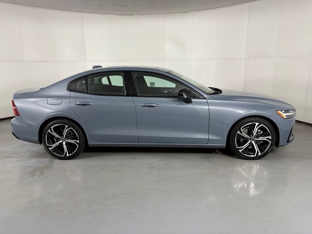 Used 2024 Volvo S60 B5 Plus AWD/4WD image 9