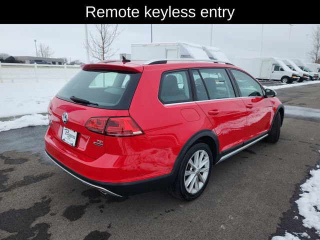 Used 2017 Volkswagen Golf Alltrack S image 8