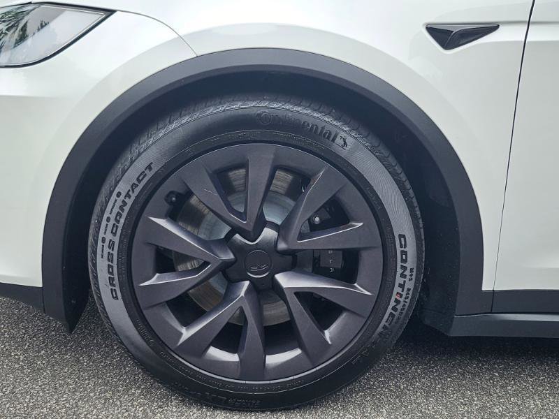 Used 2023 Tesla Model X AWD/4WD image 18