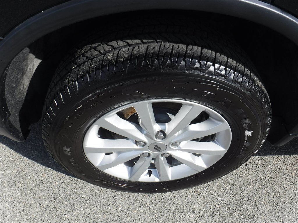 Used 2021 Dodge Durango SXT image 4