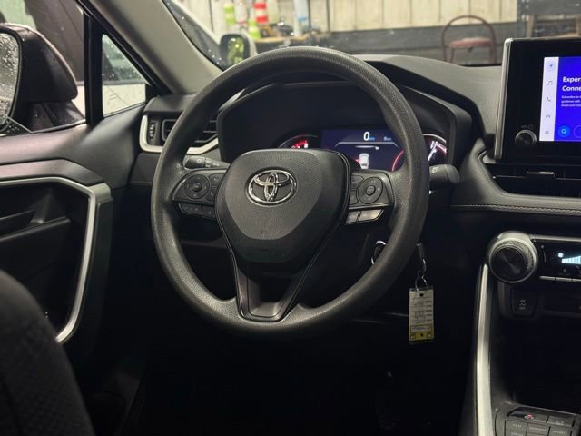 Used 2024 Toyota RAV4 LE image 20