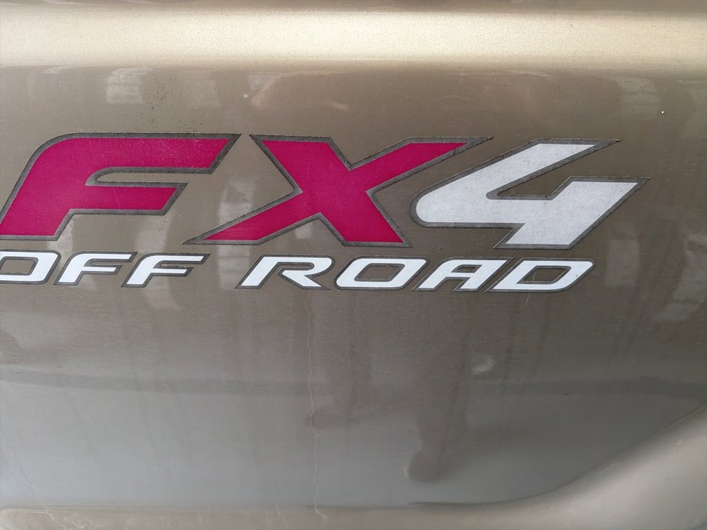 Used 2010 Ford F250 XL image 10