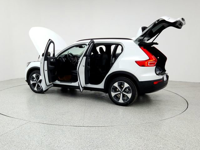 New 2026 Volvo XC40 B5 Plus w/ Protection Package Premier image 12