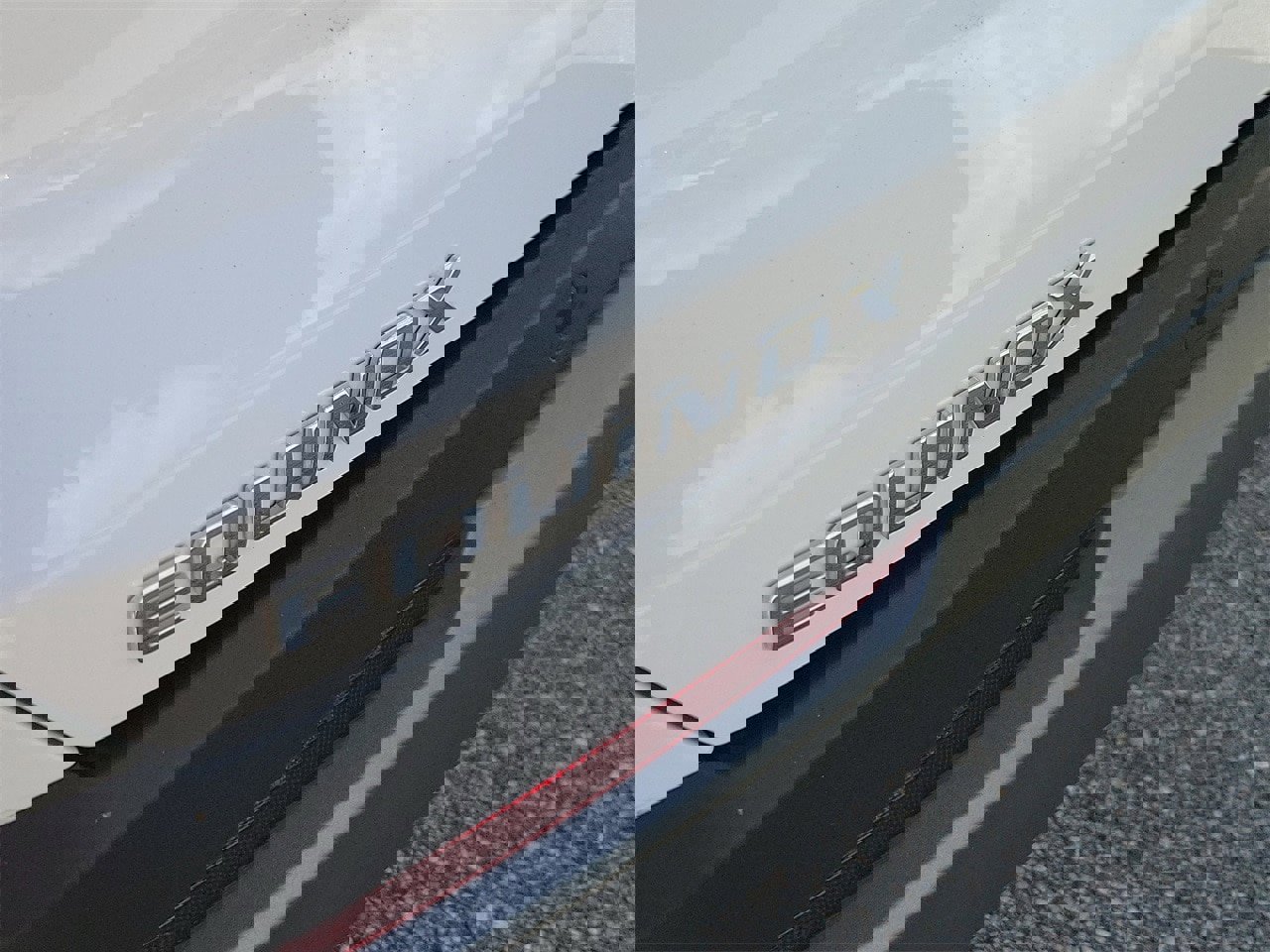 Used 2025 Chevrolet Equinox LT image 6