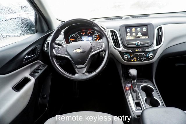 Used 2022 Chevrolet Equinox LT w/ Driver Convenience Package image 9