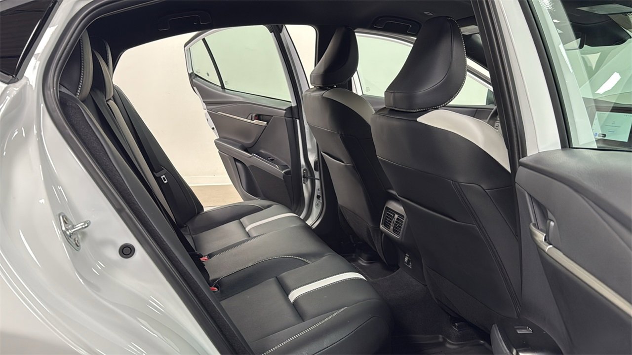 Certified 2025 Toyota Camry SE image 17