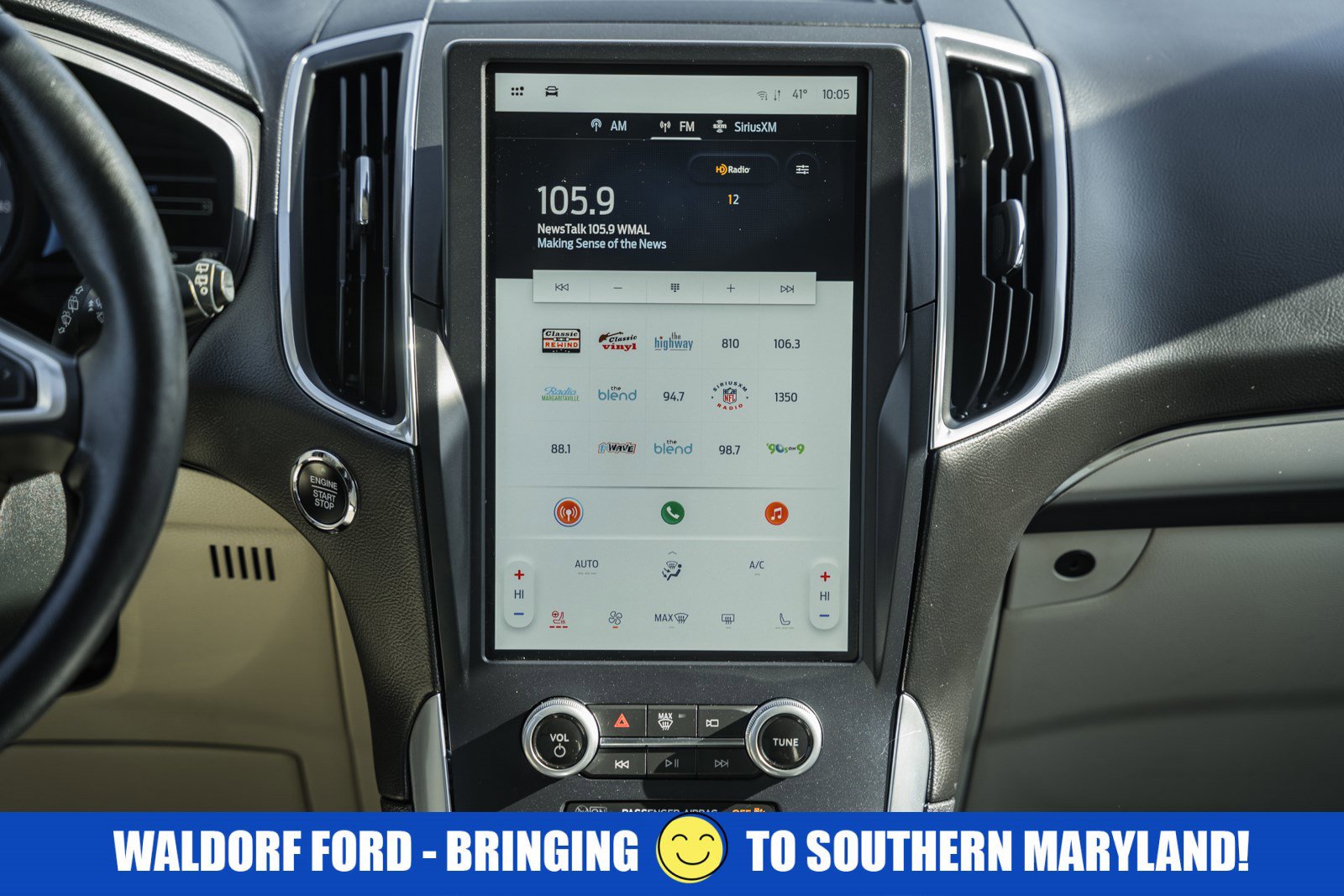 Used 2022 Ford Edge Titanium image 25