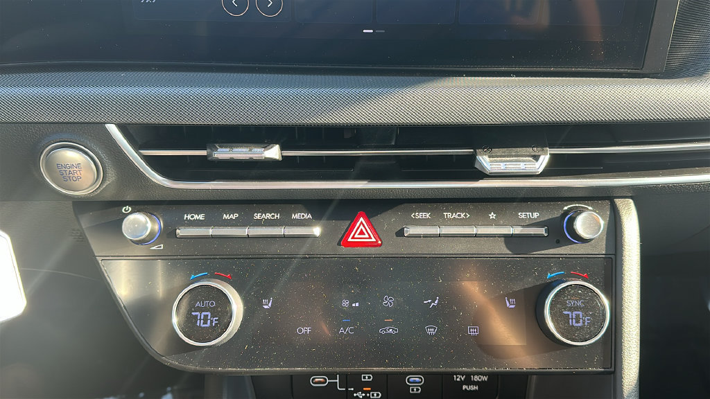 Used 2025 Hyundai Sonata SEL FWD image 26