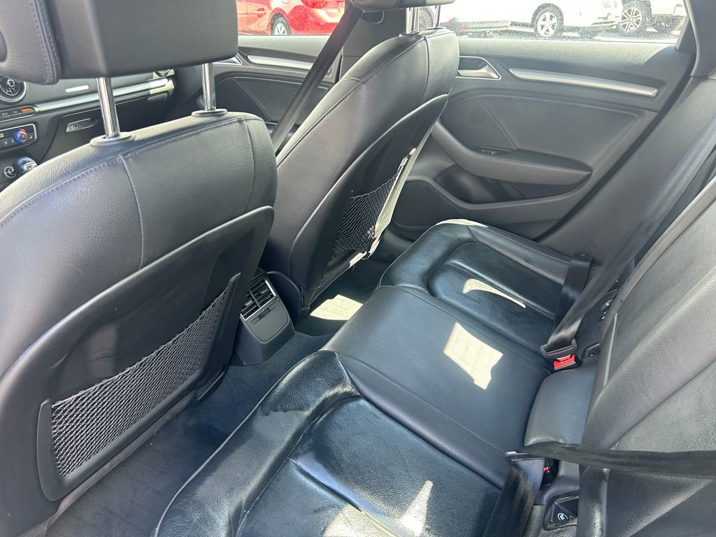 Used 2018 Audi A3 2.0T Premium FWD image 29