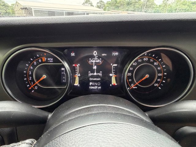 Used 2021 Jeep Gladiator Sport AWD/4WD image 11