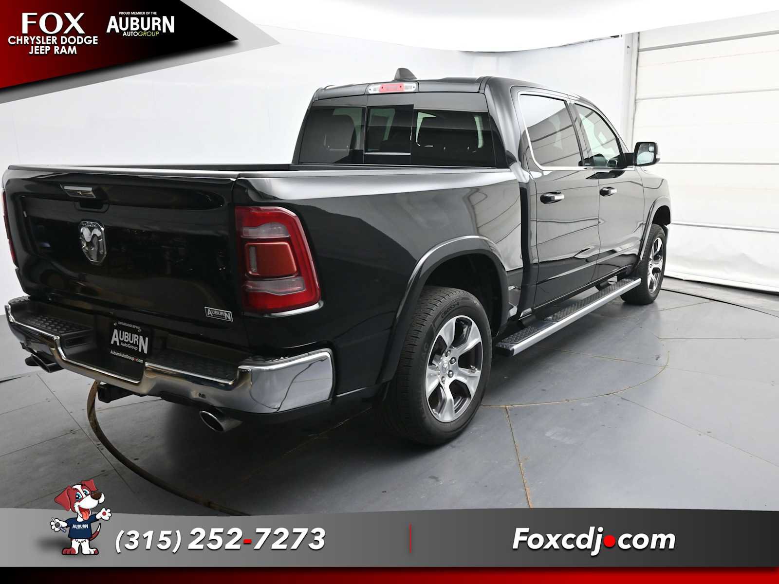 Used 2022 RAM 1500 Laramie AWD/4WD image 17