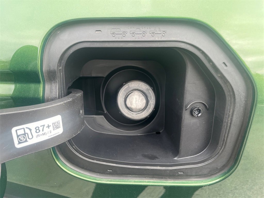 Used 2024 Ford Bronco Black Diamond image 35