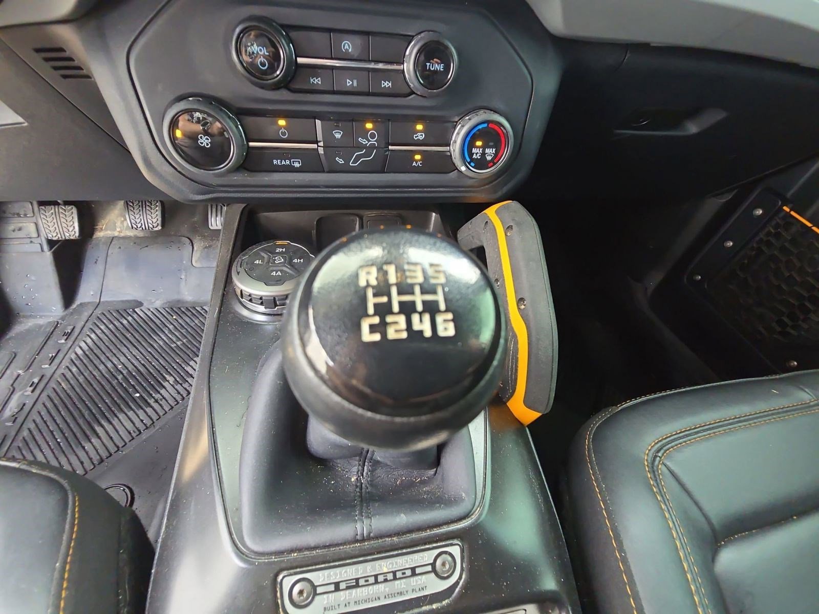 Used 2022 Ford Bronco Badlands image 15