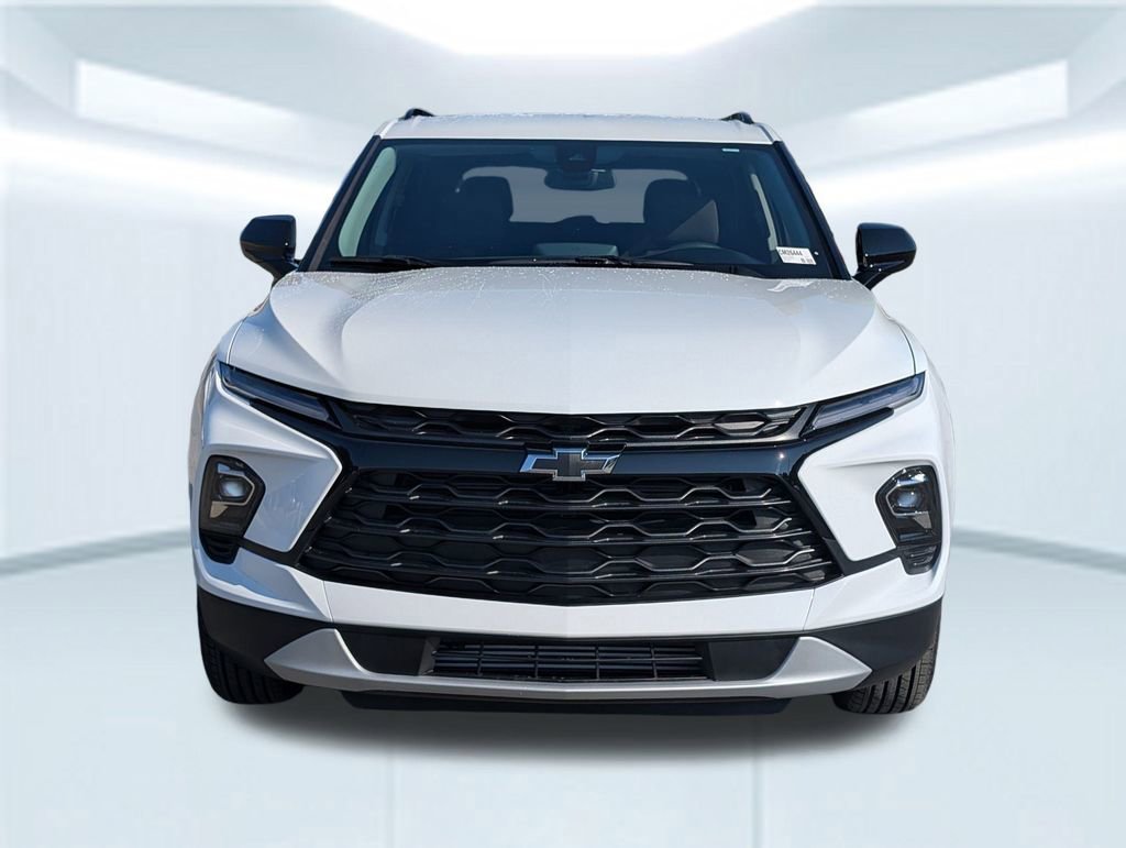 New 2026 Chevrolet Blazer LT w/ Midnight/Sport Edition FWD image 10