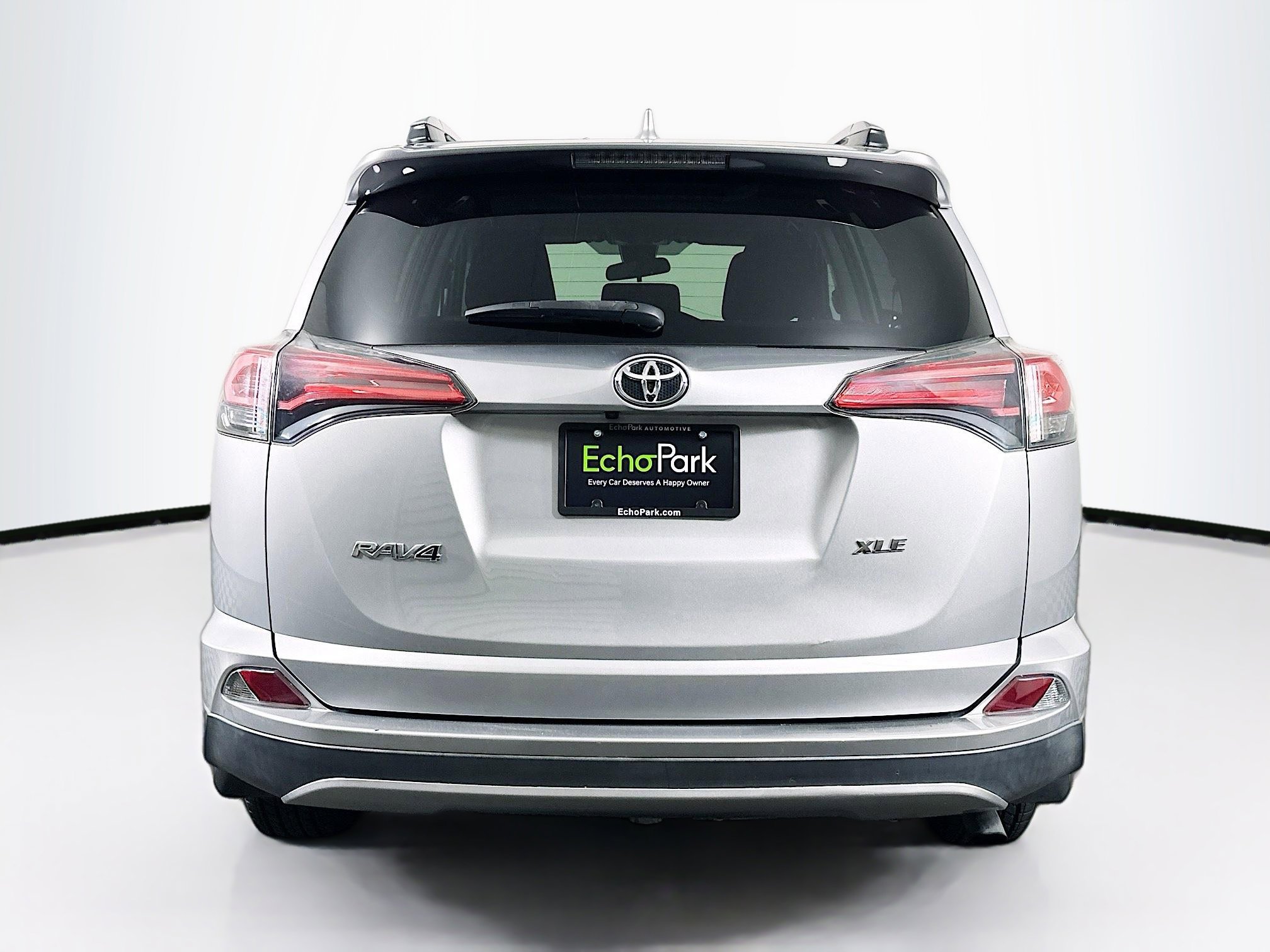 Used 2017 Toyota RAV4 XLE FWD image 7