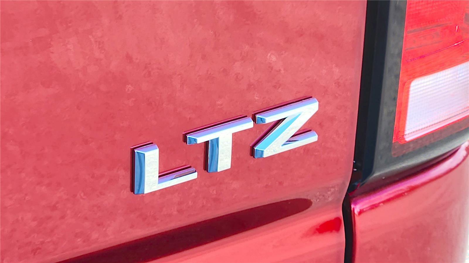 New 2026 Chevrolet Silverado 3500 LTZ w/ LTZ Premium Package image 26