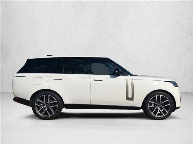 Used 2026 Land Rover Range Rover SE AWD/4WD image 4